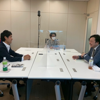 今村翔吾×稲田幸久先生 対談の様子(角川春樹事務所) 写真2