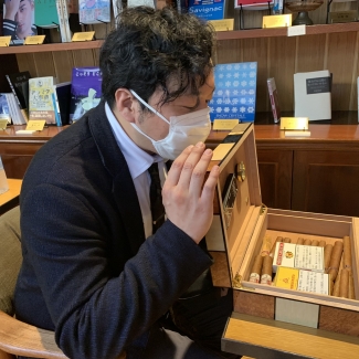 TV&smile内「シコウヒンTVプラス」撮影の様子 写真2