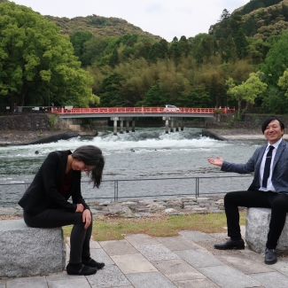 今村翔吾×澤田瞳子先生【物語る　京の一二〇〇年】取材の様子（京都新聞さん） 写真3